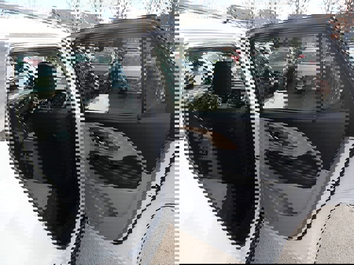 Used 2018 GMC Terrain SLE w/ Driver Convenience Package image 33