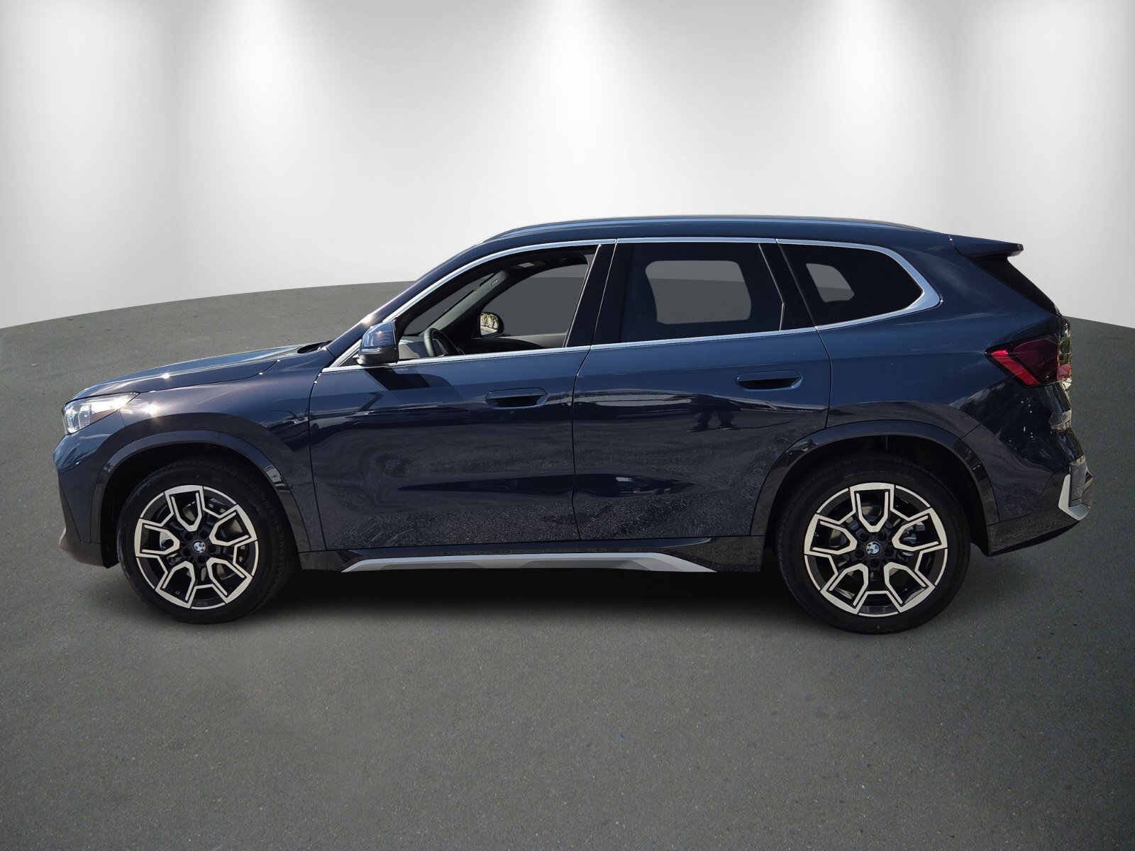 New 2026 BMW X1 xDrive28i w/ Technology Package image 4