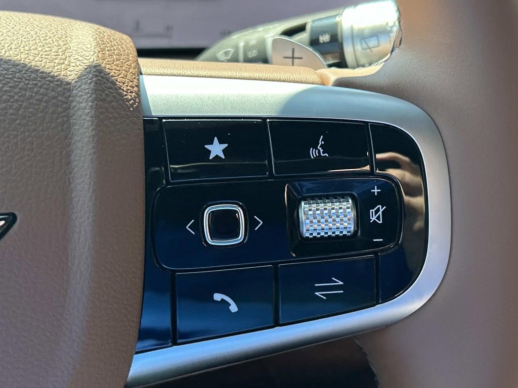 New 2026 Genesis GV70 2.5T Advanced image 32