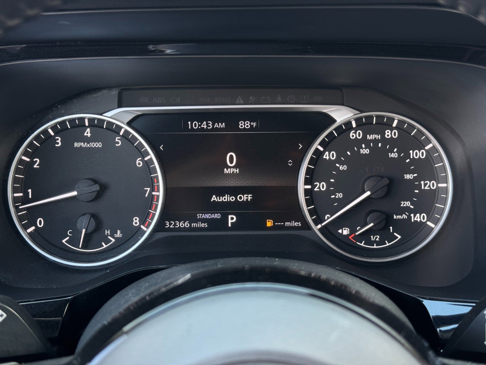 Used 2022 Nissan Pathfinder SV image 17