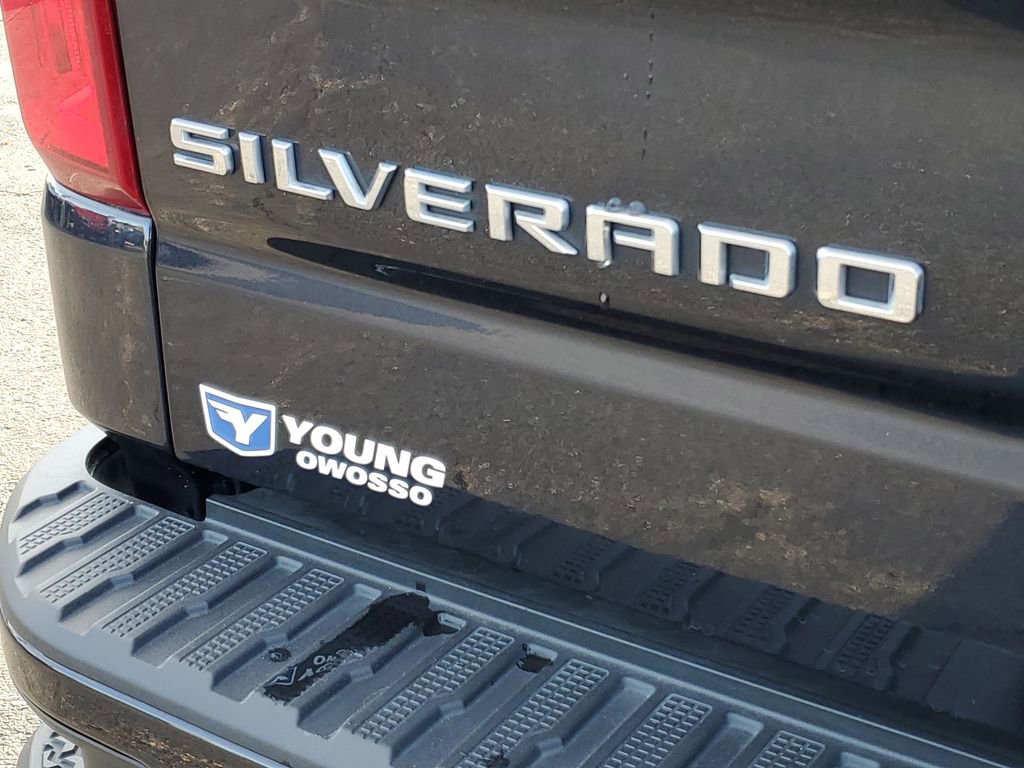Used 2024 Chevrolet Silverado 1500 High Country image 32