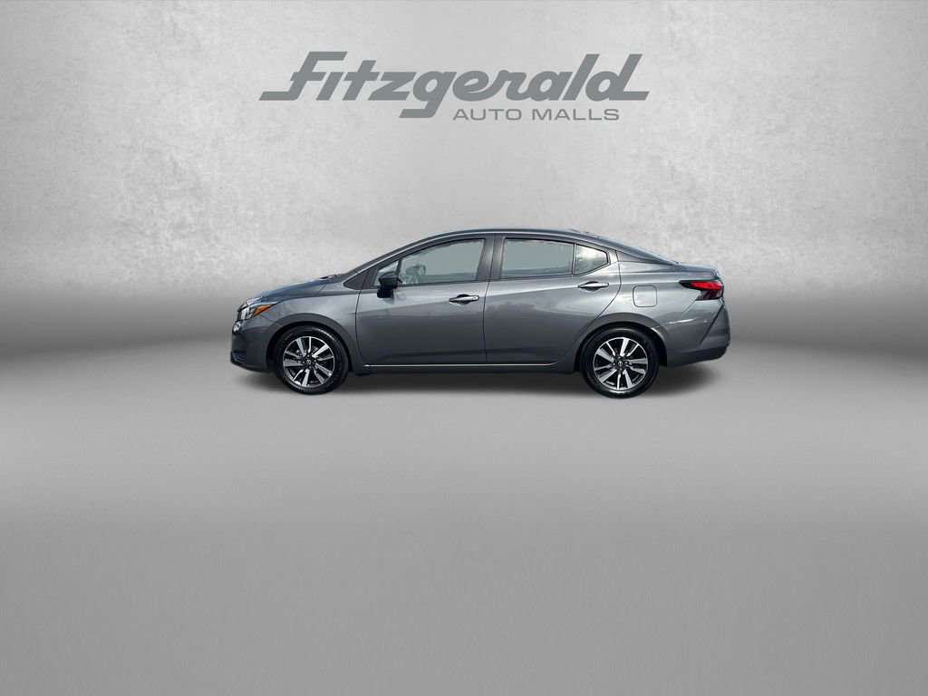 Used 2025 Nissan Versa SV FWD image 4