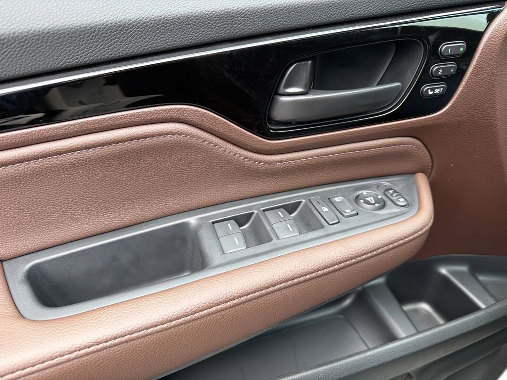 New 2026 Honda Odyssey Touring image 37