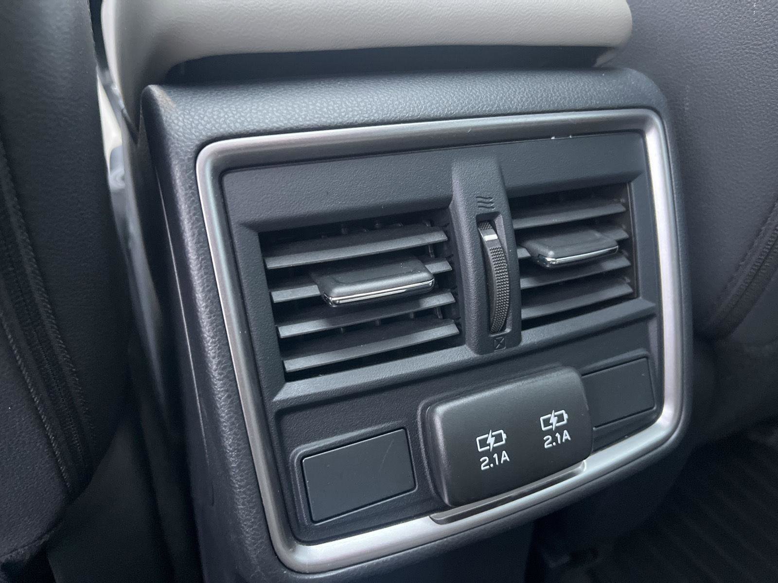 Used 2023 Subaru Forester Premium image 15