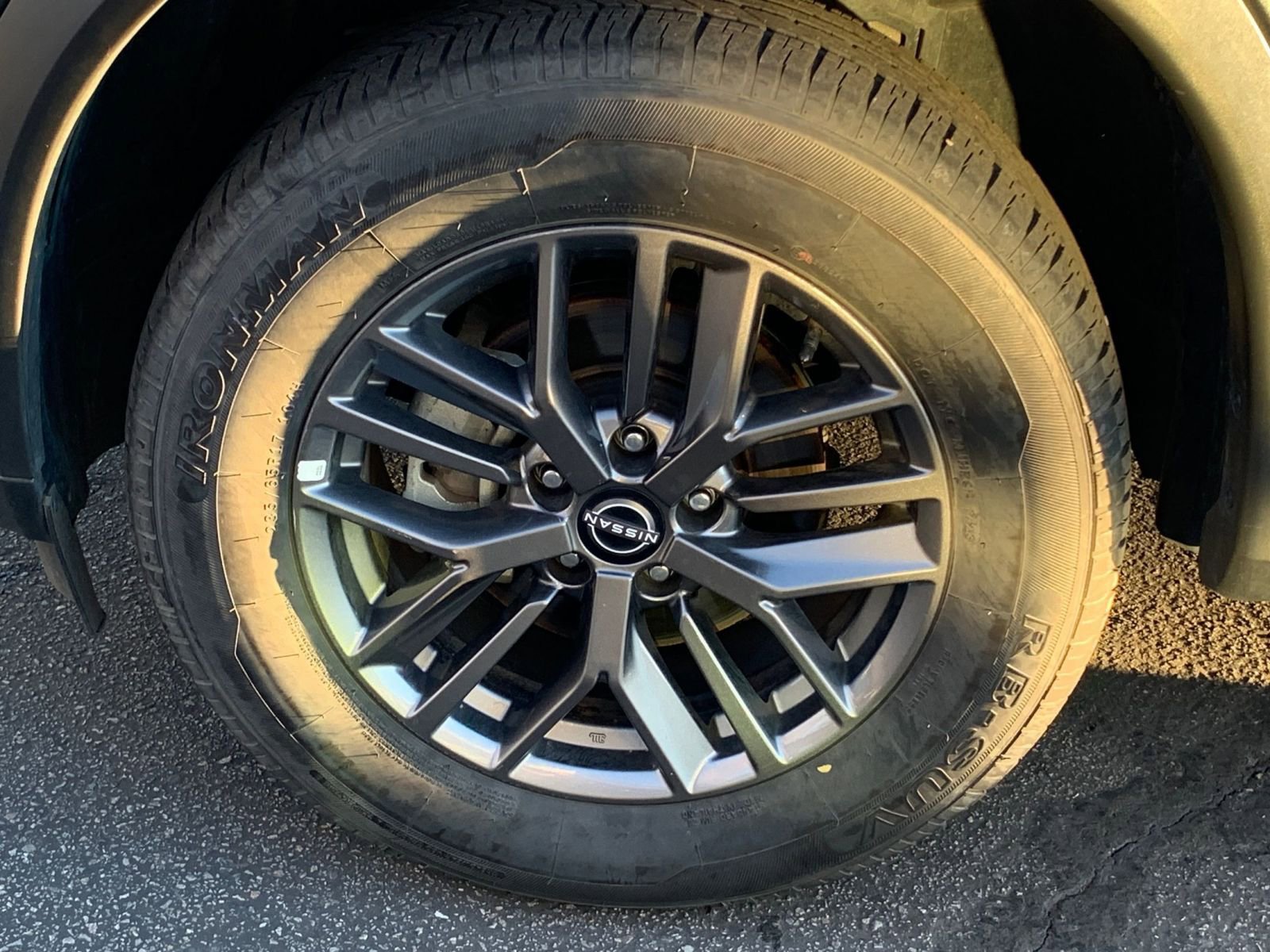 Used 2023 Nissan Rogue S image 29