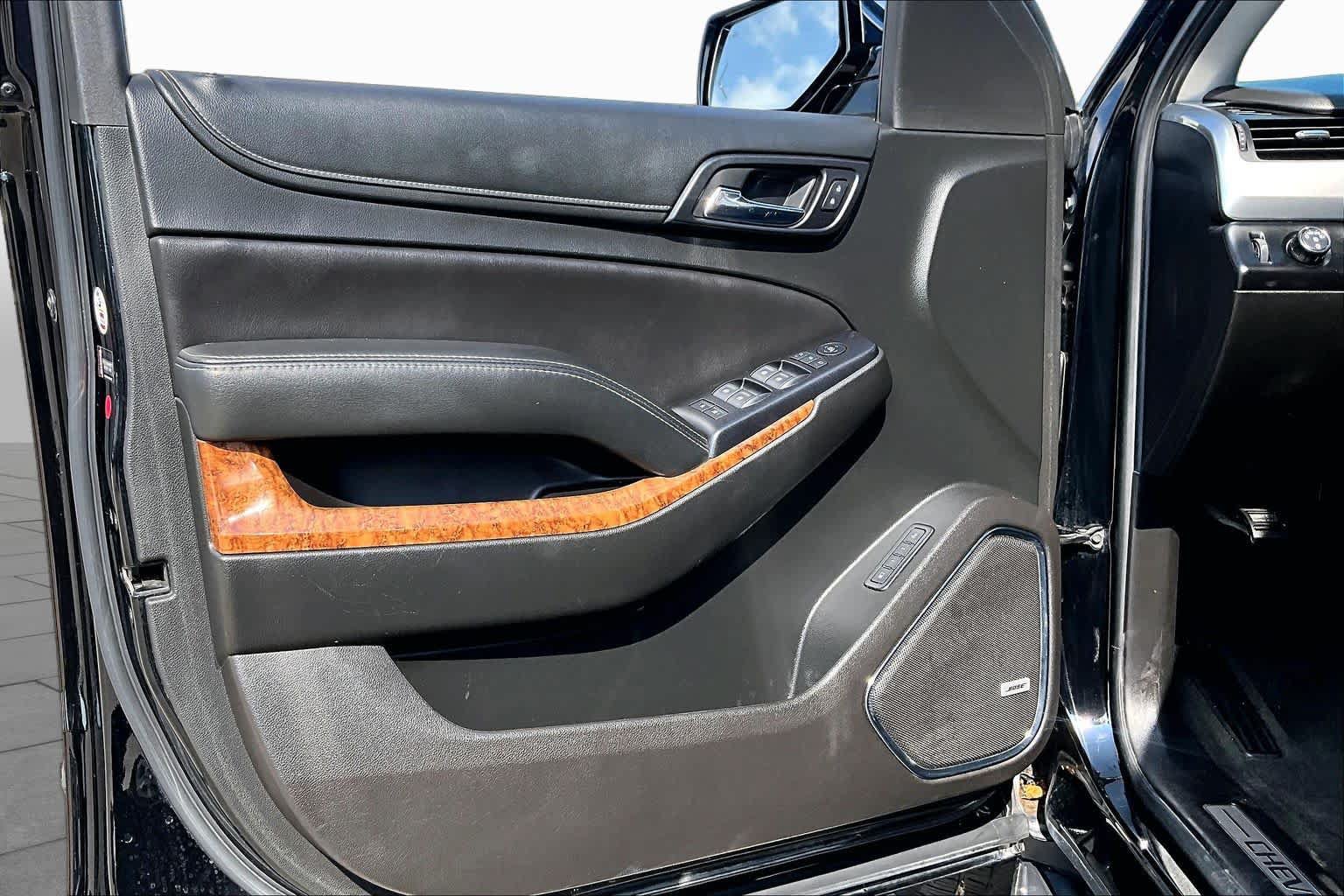 Used 2018 Chevrolet Tahoe Premier RWD image 22