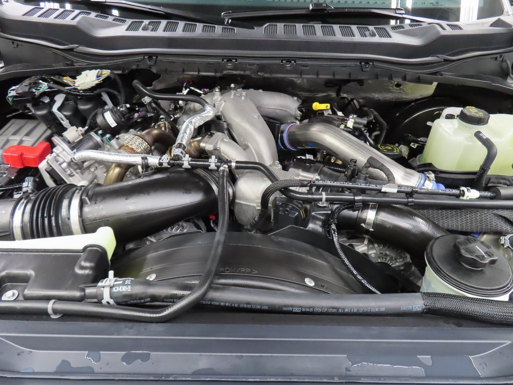 Used 2025 Ford F350 Lariat w/ Black Appearance Package image 36