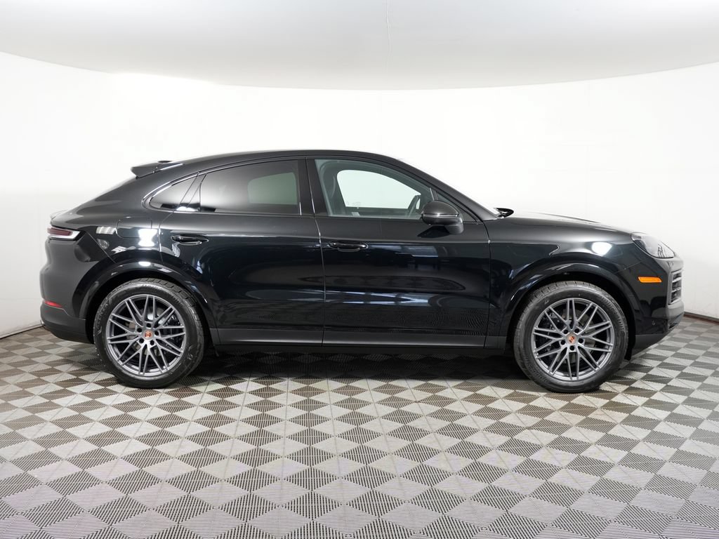 New 2026 Porsche Cayenne Coupe AWD/4WD image 8
