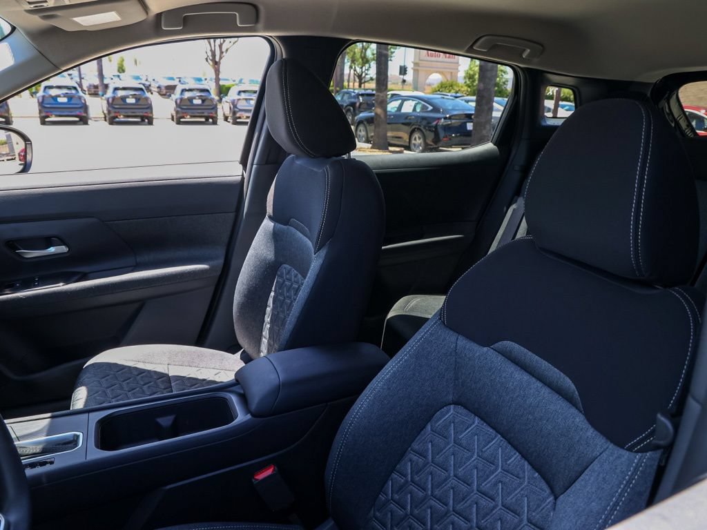 New 2026 Nissan Kicks SV FWD image 15