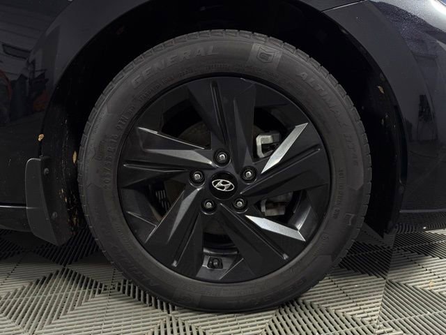 Used 2022 Hyundai Elantra SEL w/ Convenience Package image 12