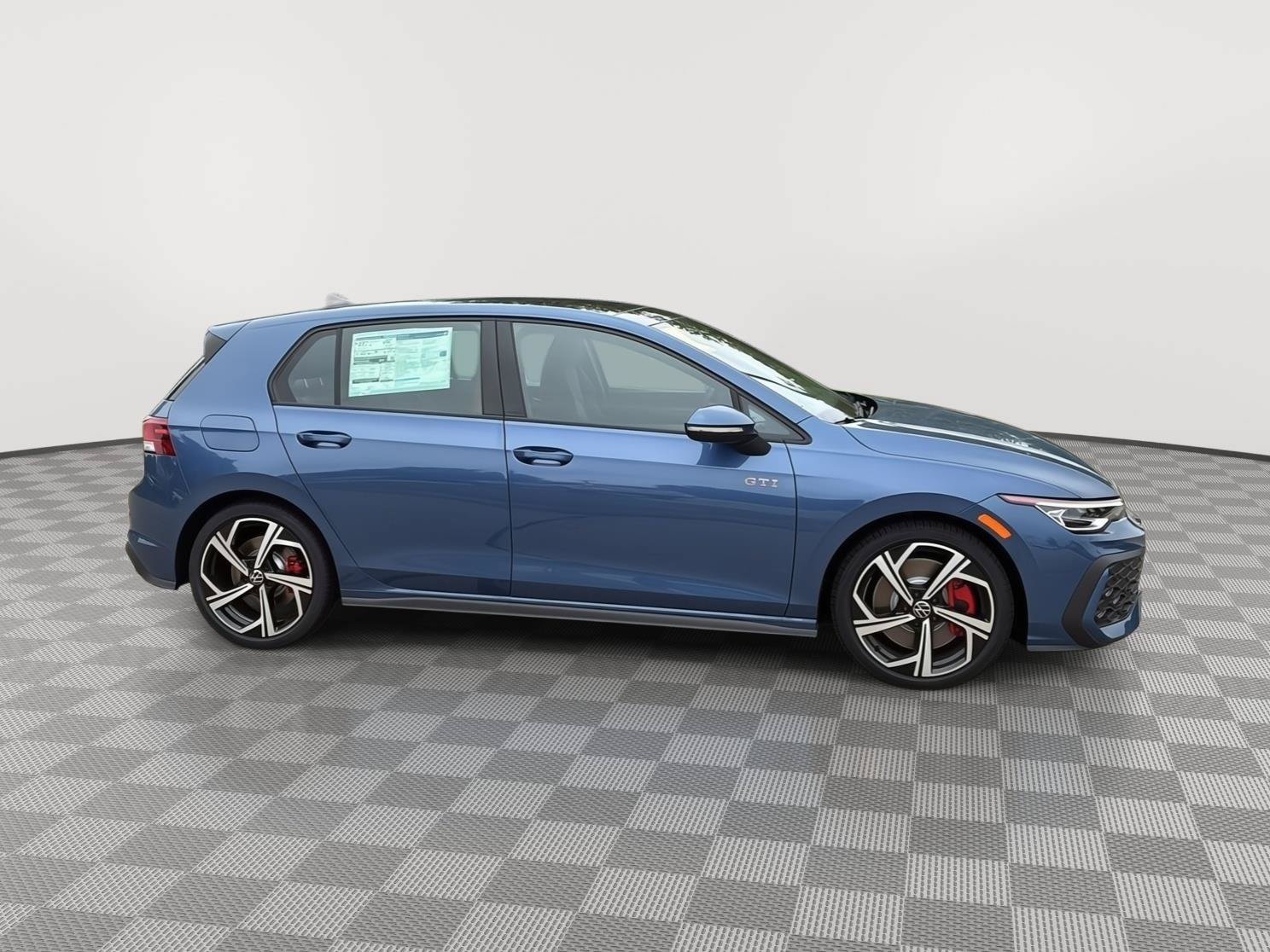 New 2026 Volkswagen Golf SE FWD image 5