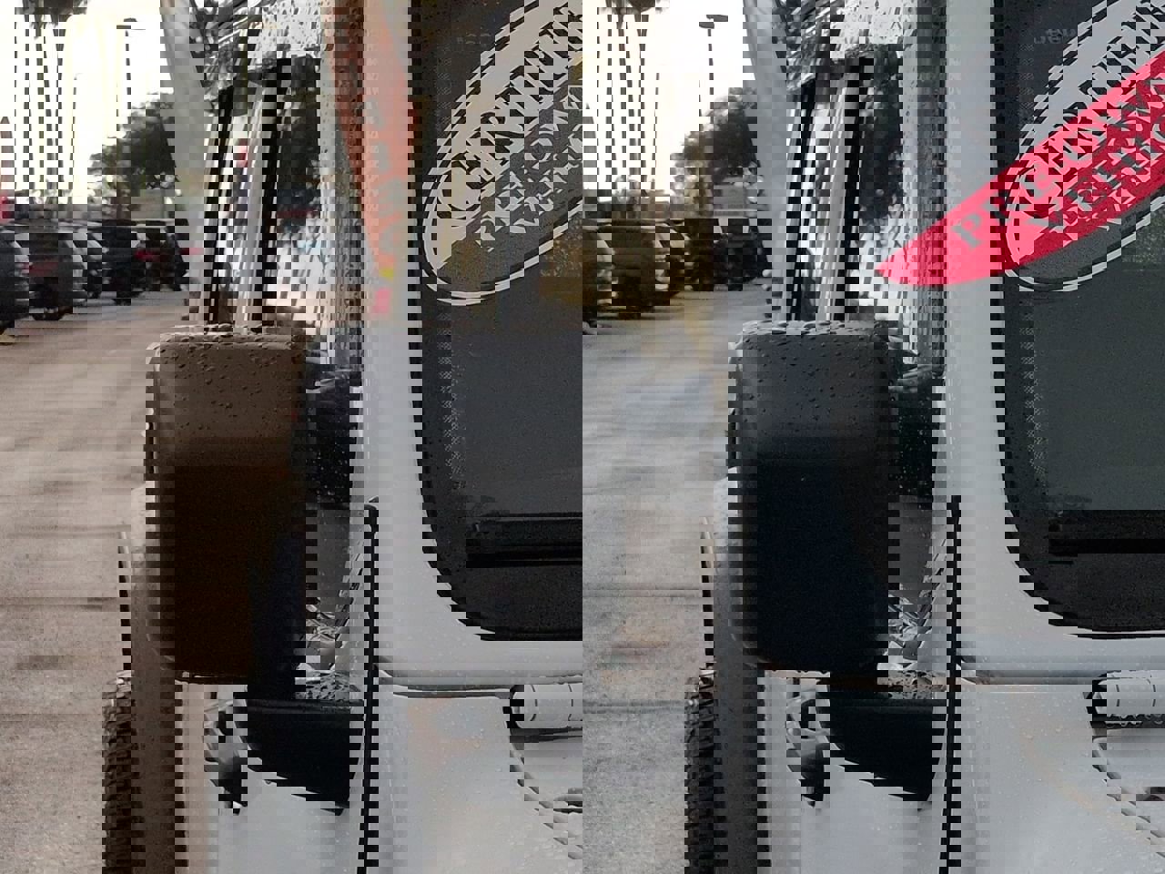 Used 2021 Jeep Gladiator Rubicon image 11