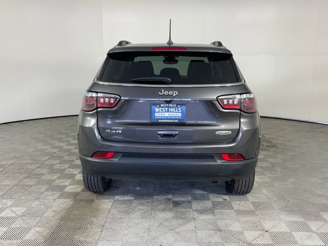Used 2022 Jeep Compass Latitude w/ Sun and Sound Group AWD/4WD image 24