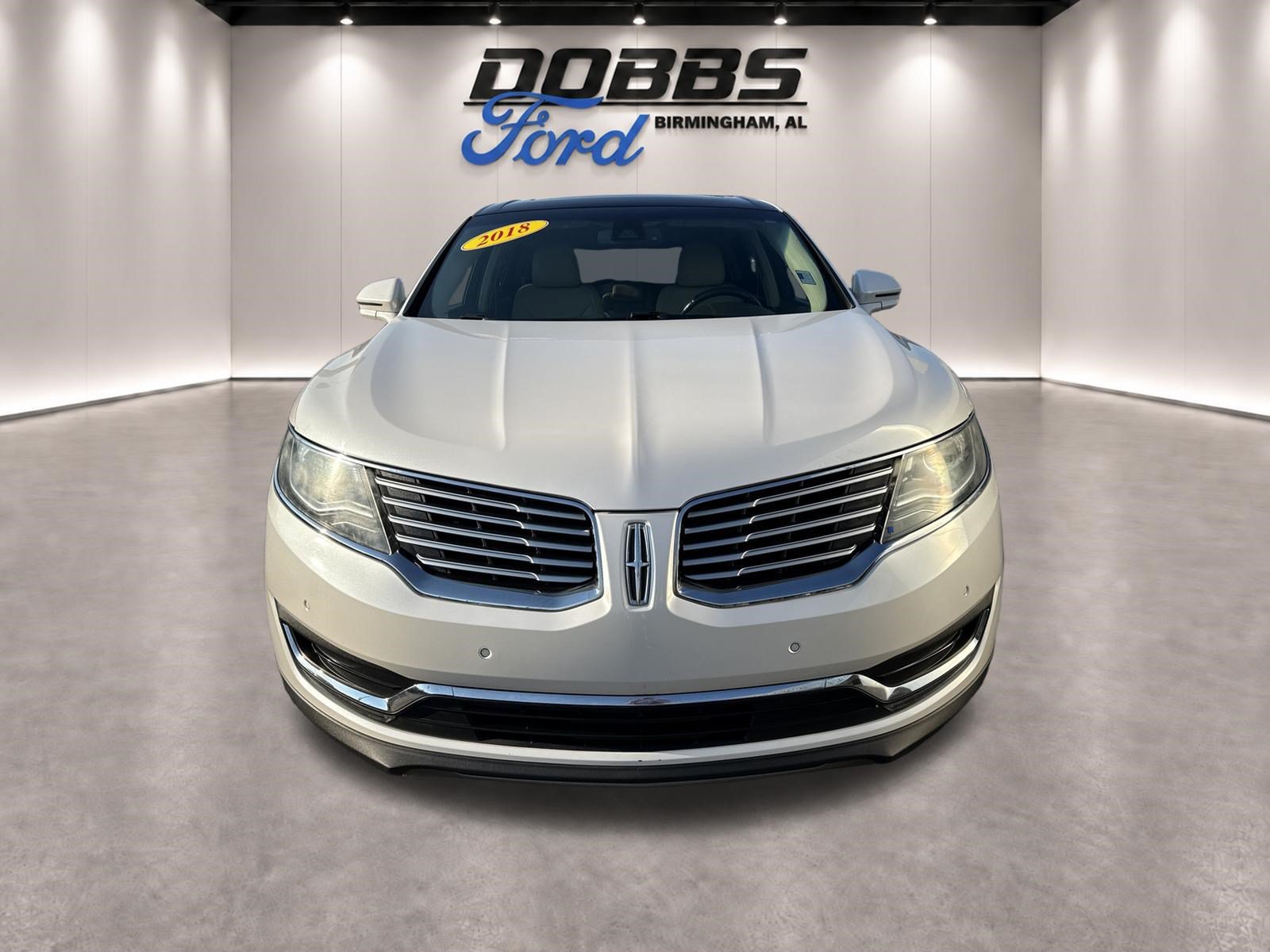 Used 2018 Lincoln MKX Reserve FWD image 2
