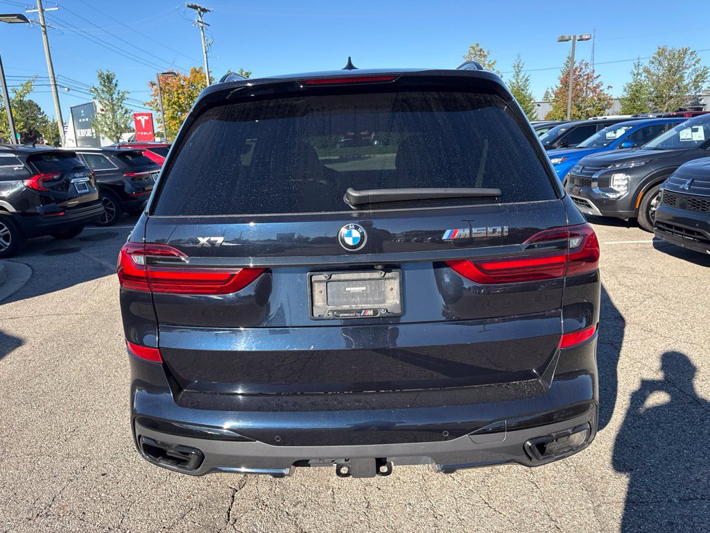 Used 2022 BMW X7 M50i w/ Dynamic Handling Package AWD/4WD image 6