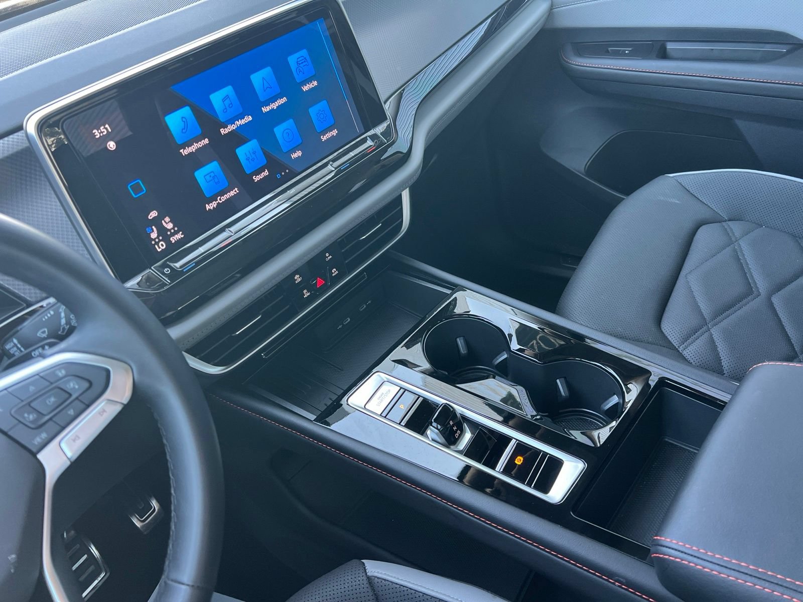 Certified 2026 Volkswagen Atlas Peak Edition AWD/4WD image 23
