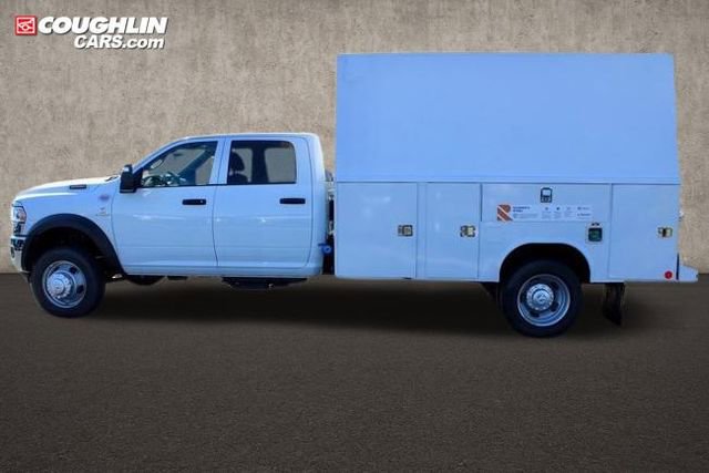 New 2024 RAM 5500 Tradesman w/ Chrome Appearance Group image 8