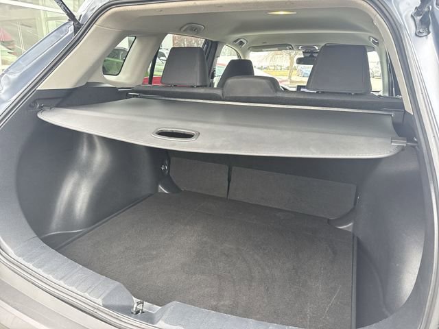 Used 2022 Toyota Corolla Cross LE image 23