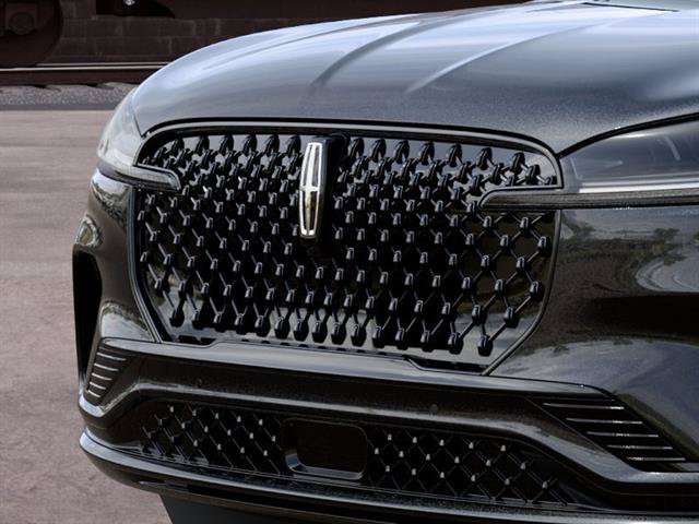 New 2027 Lincoln Aviator AWD image 17