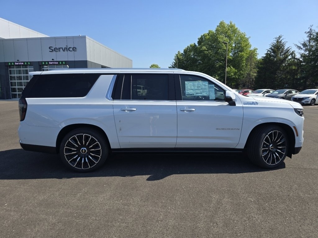 New 2026 Chevrolet Suburban High Country AWD/4WD image 18