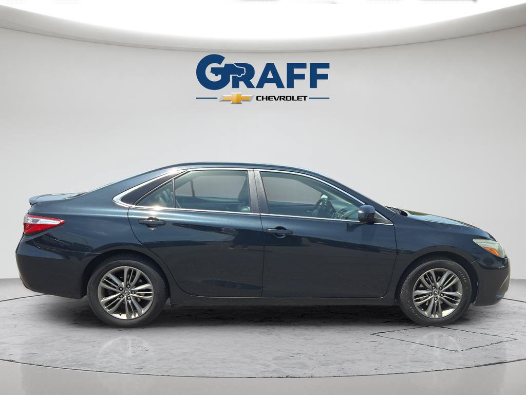Used 2015 Toyota Camry SE FWD image 5