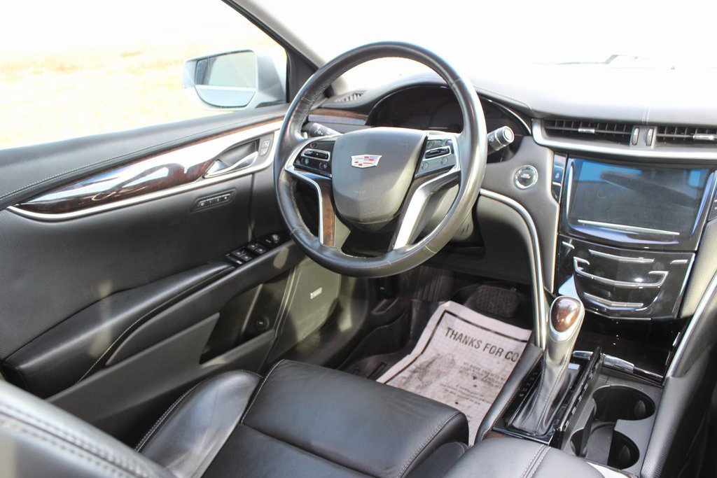 Used 2016 Cadillac XTS Luxury image 33