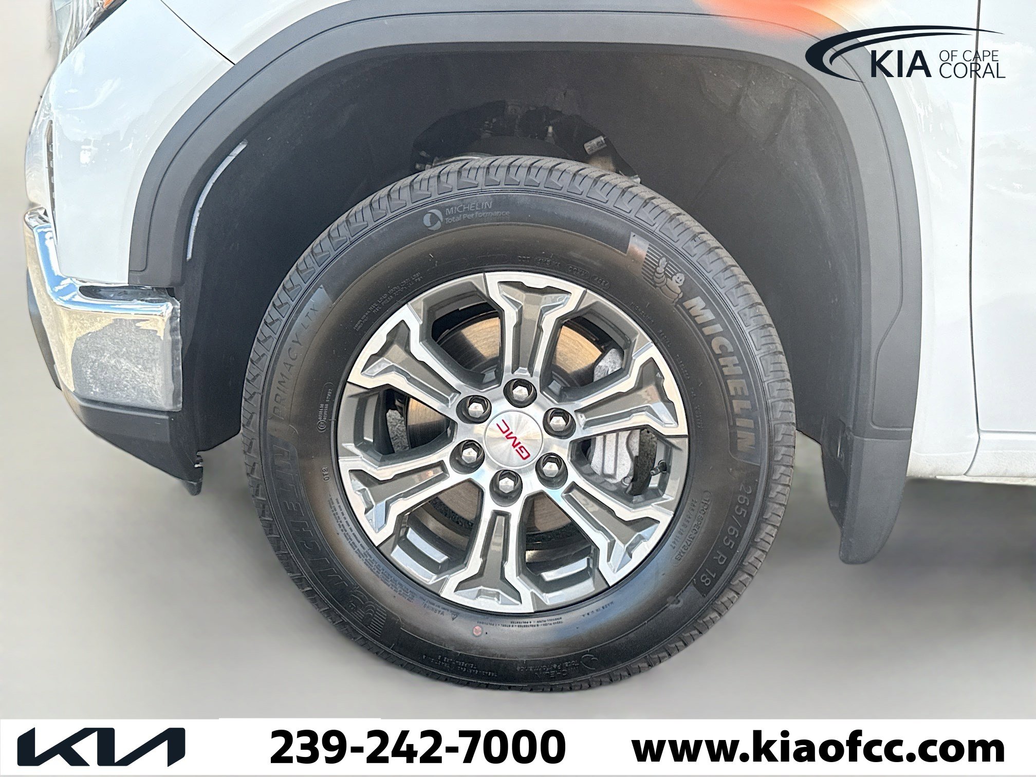 Used 2026 GMC Sierra 1500 SLT AWD/4WD image 37