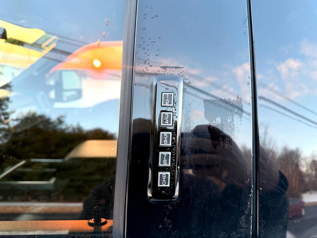 Used 2019 Ford F250 Lariat w/ Lariat Ultimate Package image 19