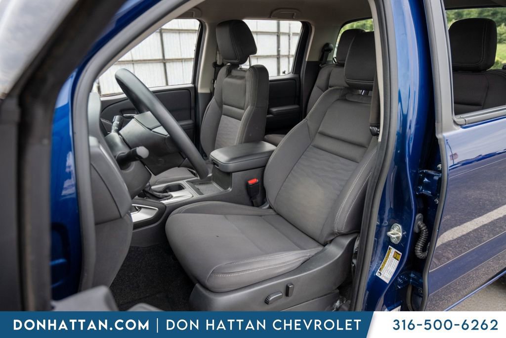 Used 2022 Nissan Frontier SV image 4