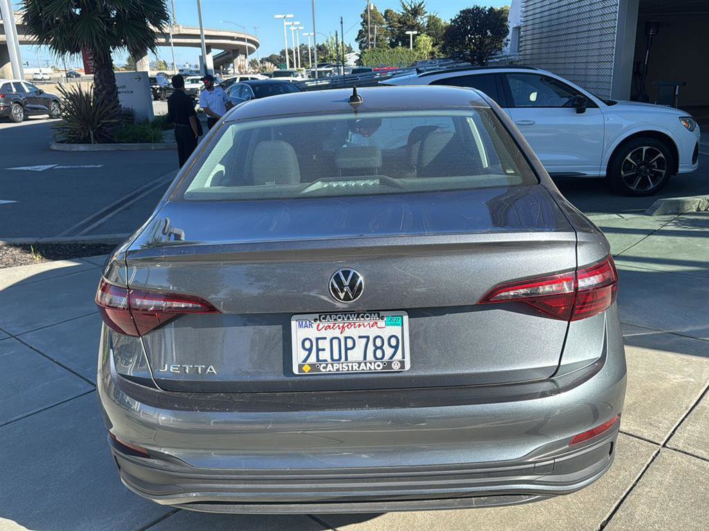 Used 2023 Volkswagen Jetta S image 7