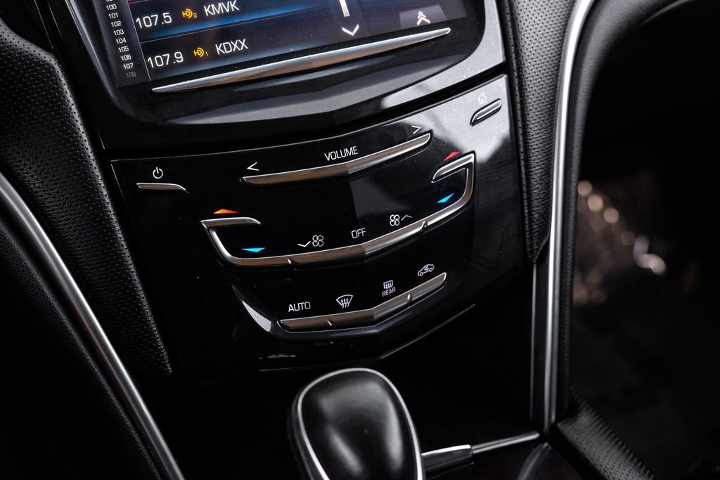 Used 2015 Cadillac XTS Limousine image 24