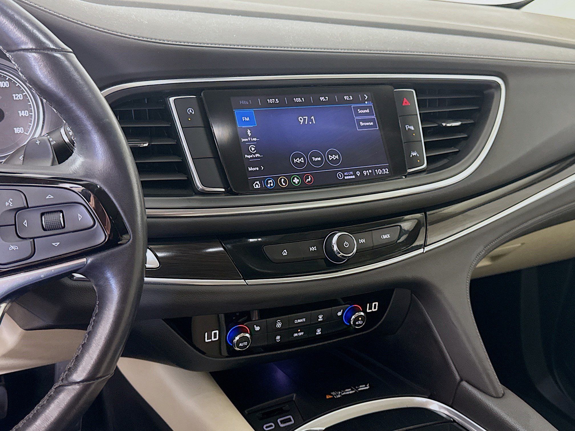 Used 2023 Buick Enclave Essence w/ Experience Buick Package FWD image 18