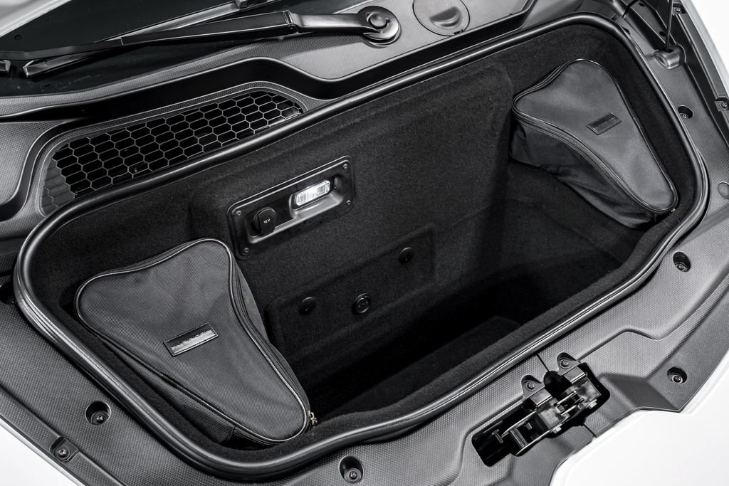 Used 2023 Lamborghini Huracan EVO RWD image 48