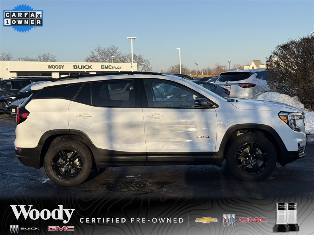 Certified 2023 GMC Terrain AT4 image 9