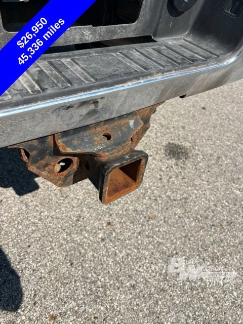 Used 2015 Chevrolet Silverado 2500 W/T w/ Snow Plow Prep Package AWD/4WD image 6