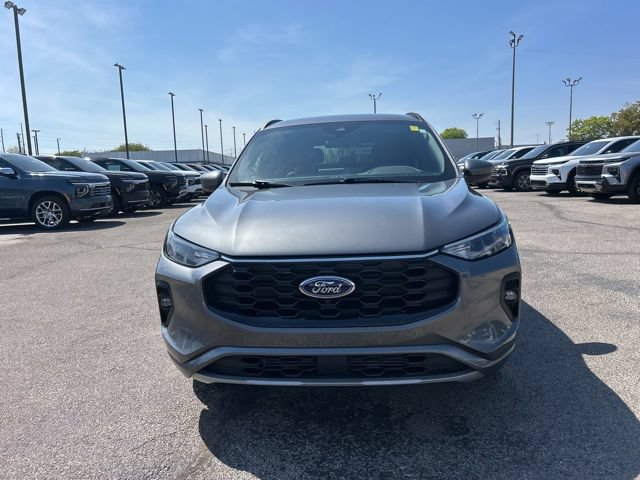 Used 2023 Ford Escape ST-Line Select w/ Tech Pack #2 AWD/4WD image 8