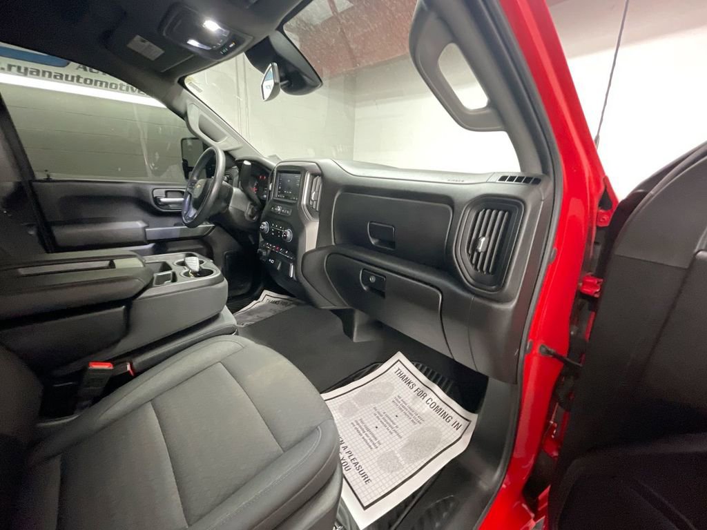 Certified 2025 Chevrolet Silverado 2500 Custom w/ Custom Value Package image 26