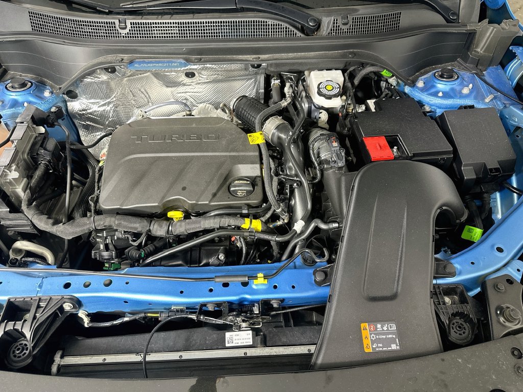 Used 2025 Chevrolet Trax ACTIV FWD image 10