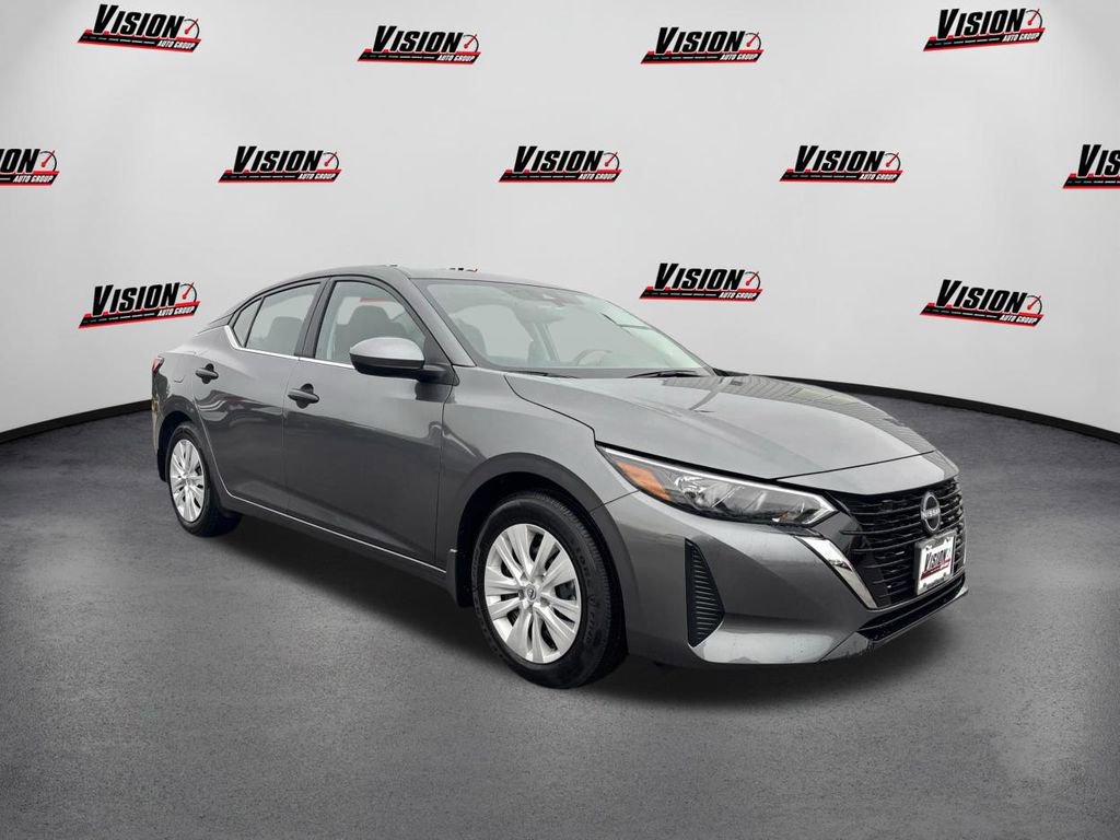 Used 2025 Nissan Sentra S image 3