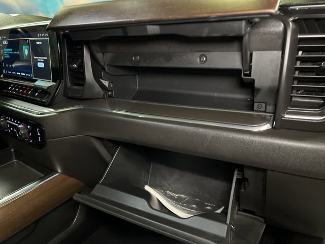 Used 2024 Chevrolet Silverado 3500 High Country w/ High Country Premium Package image 75