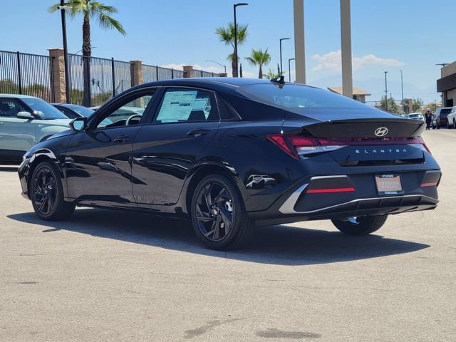 New 2026 Hyundai Elantra SEL Sport FWD image 3