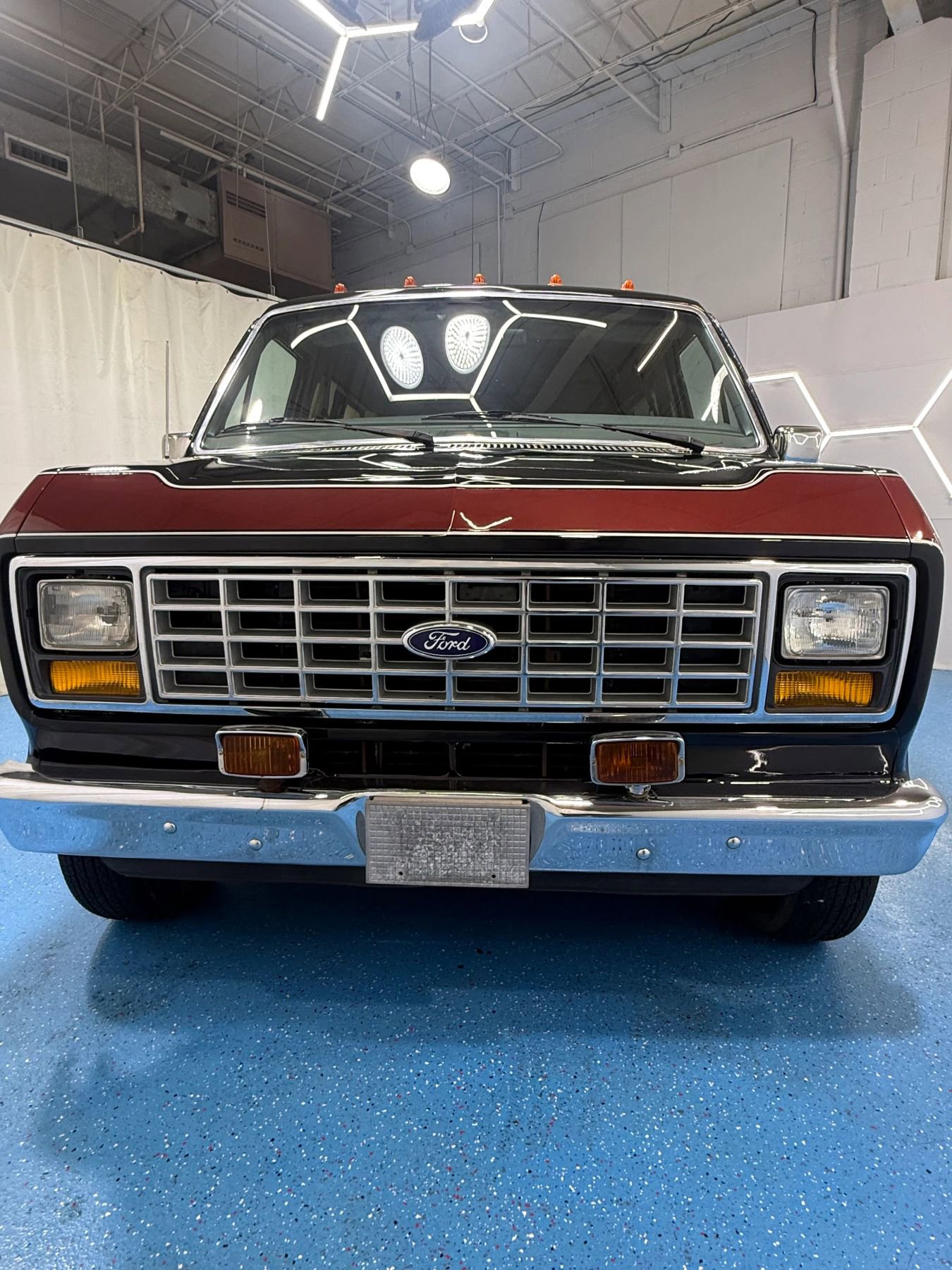 Used 1988 Ford E-150 and Econoline 150 RWD image 71