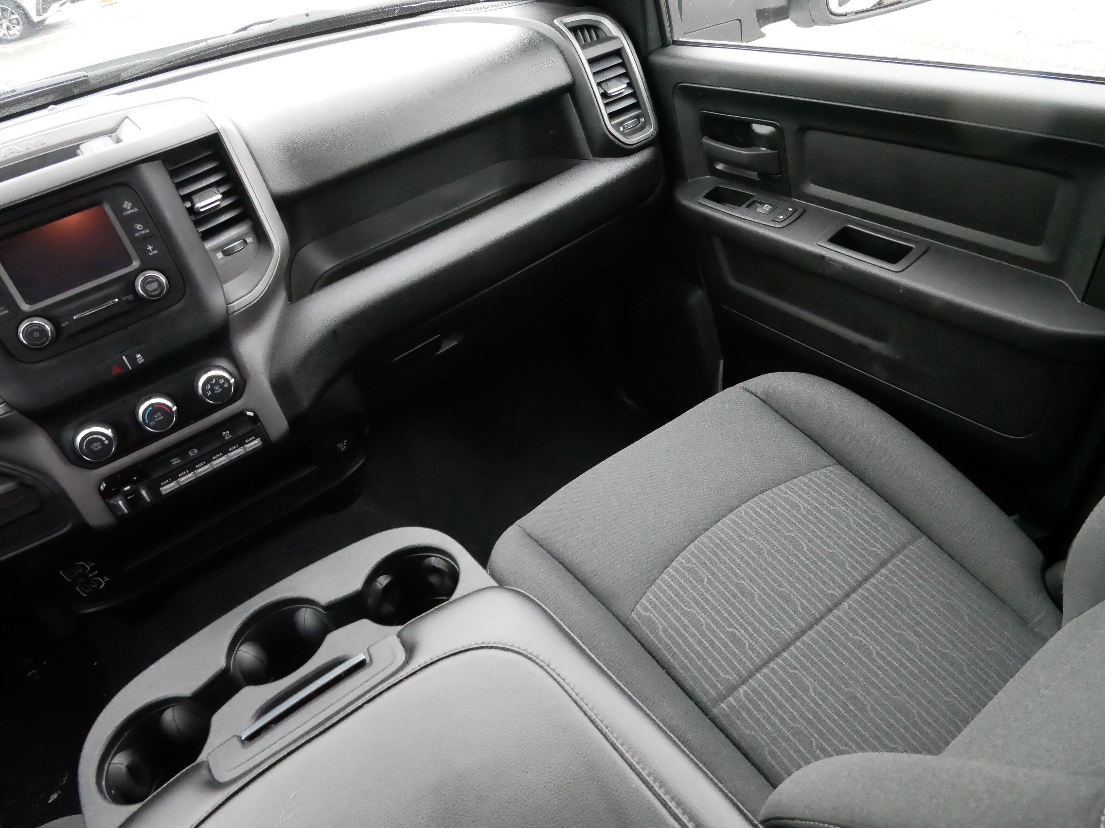 Used 2024 RAM 3500 Tradesman w/ Chrome Appearance Group image 11