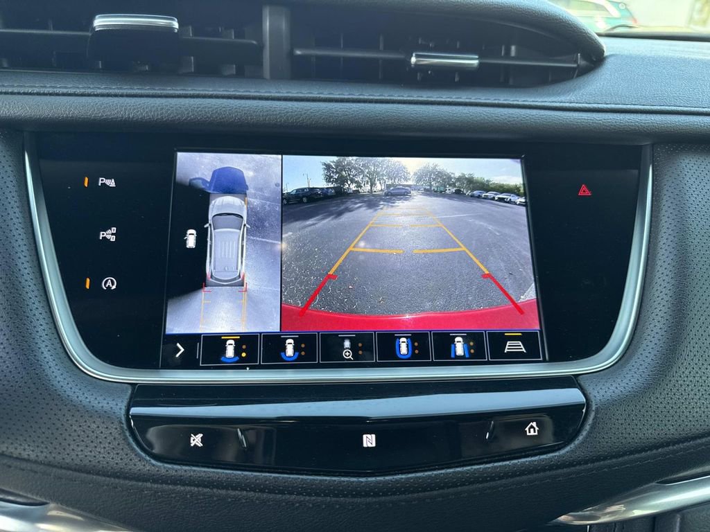 Used 2020 Cadillac XT5 Premium Luxury image 24