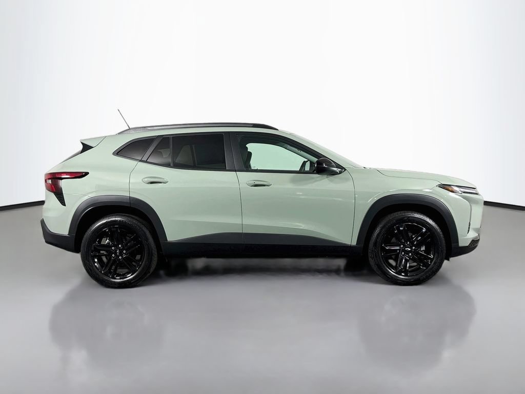 New 2026 Chevrolet Trax ACTIV w/ Sunroof Package FWD image 8