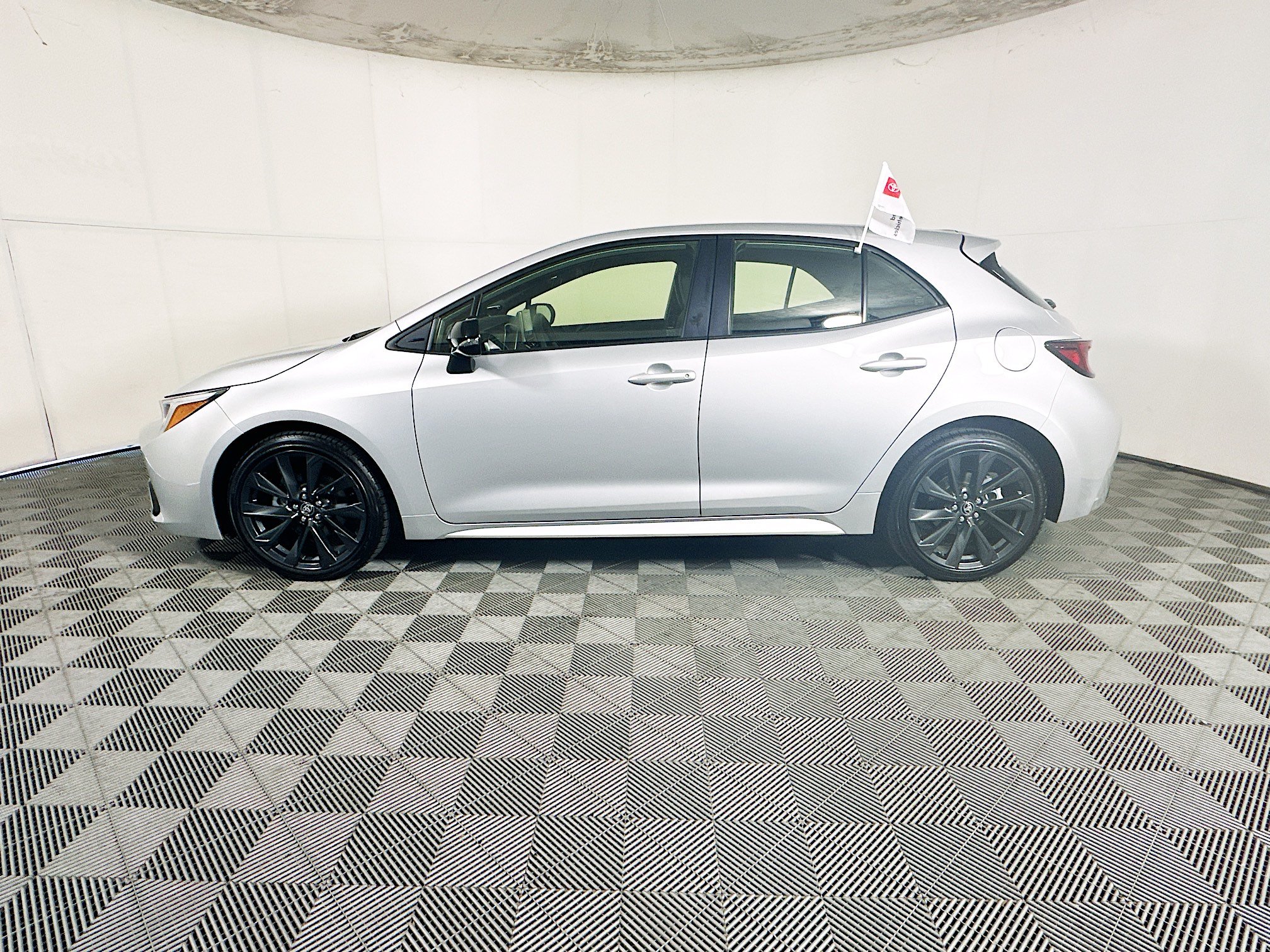 Certified 2026 Toyota Corolla XSE FWD image 6