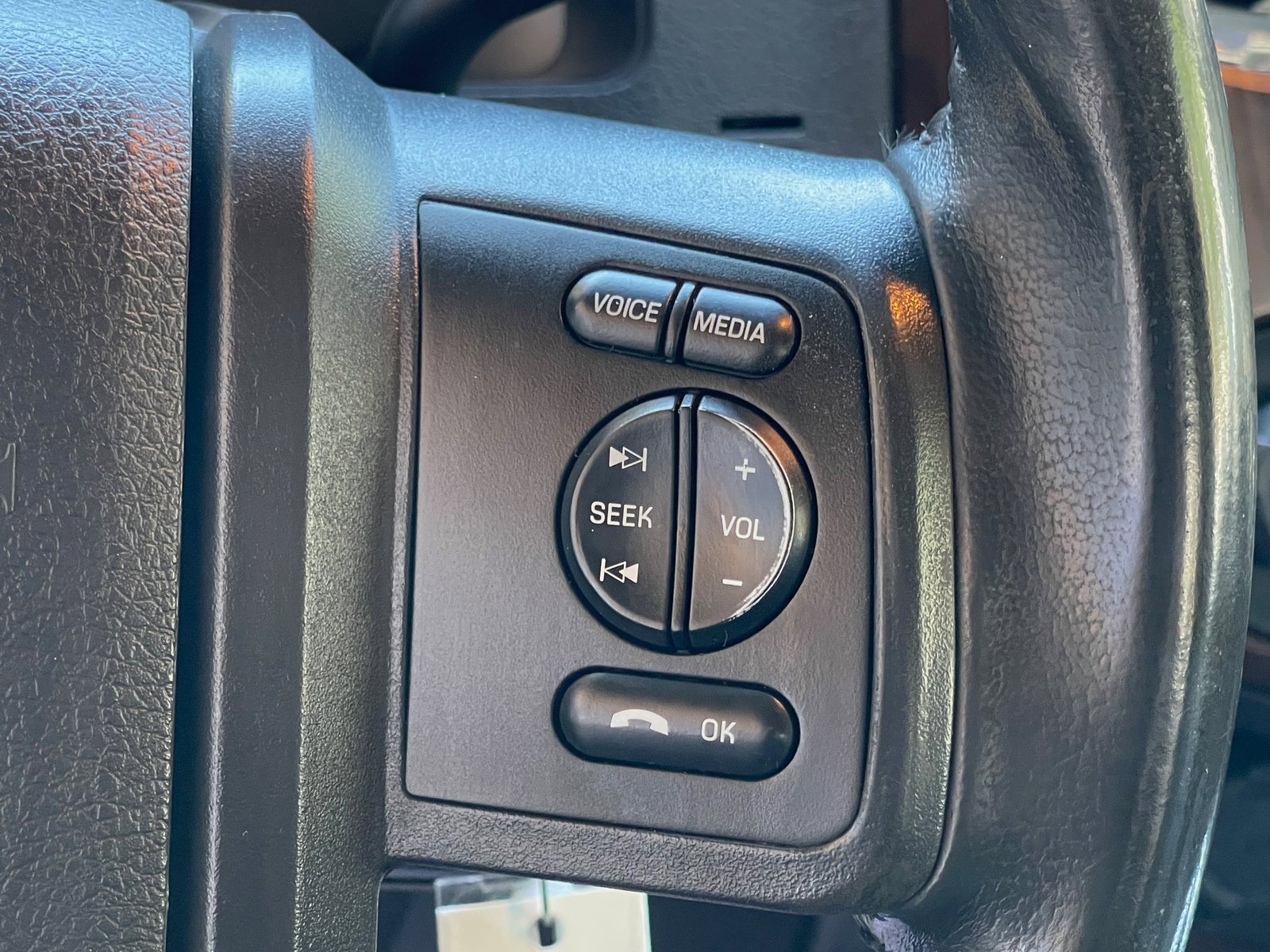 Used 2012 Ford F250 Lariat image 33