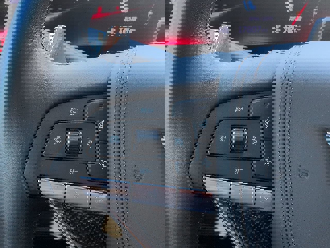 Used 2025 Cadillac CT5 V image 23