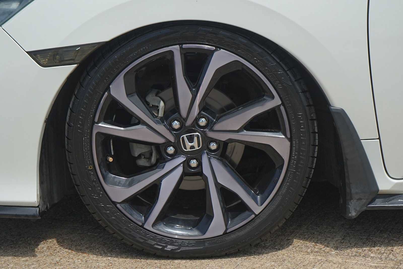 Used 2018 Honda Civic Sport Touring image 7