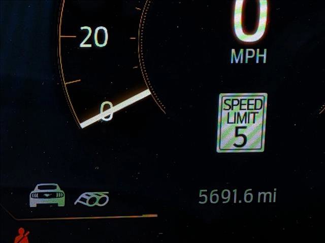 Used 2025 Ford Mustang GT Premium image 9